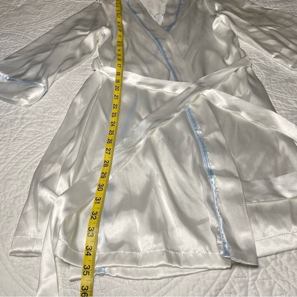 New Linea Donatella White Satin “Bride” Robe Size Small NWT - Picture 9 of 11